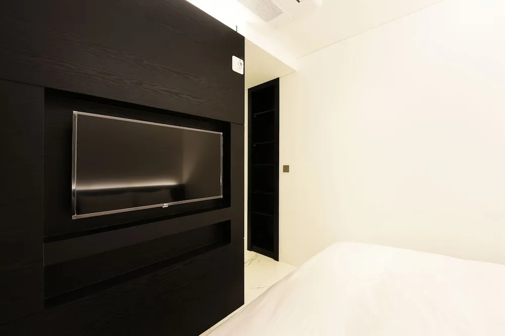 Superior Double room (full double bed)