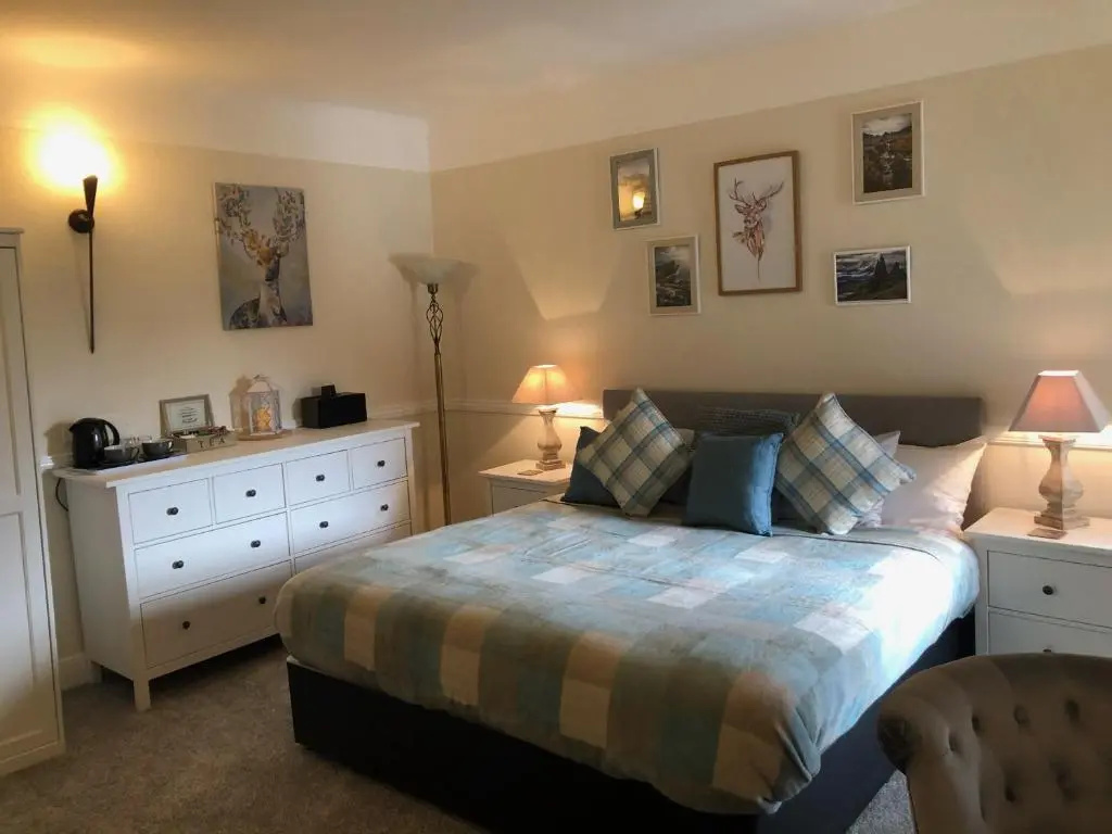 Superior Double room (full double bed)