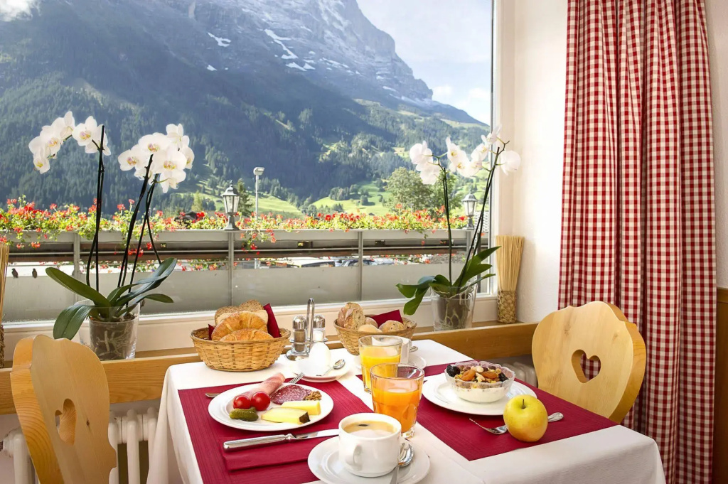 Hotel photo 12
