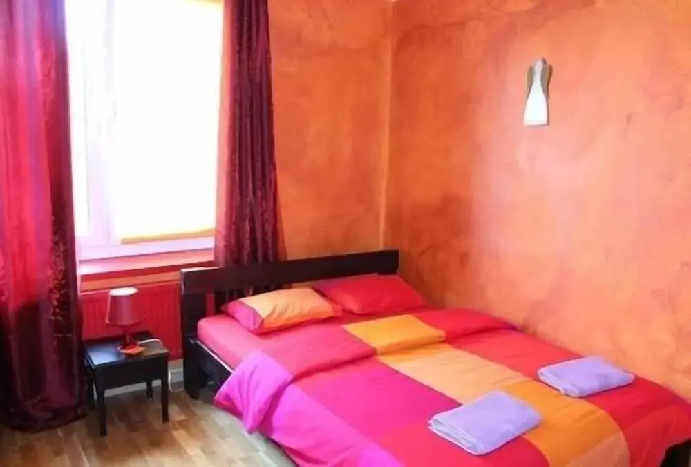 Трёхместный номер Standard в El hostel