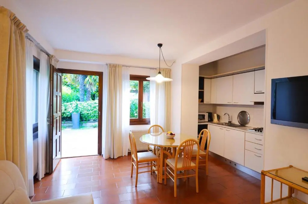2 Bedrooms Basement Apartment