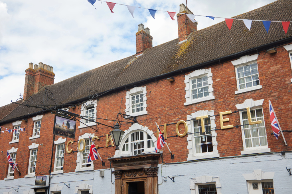 Cock Hotel Stony Stratford by Greene King Inns