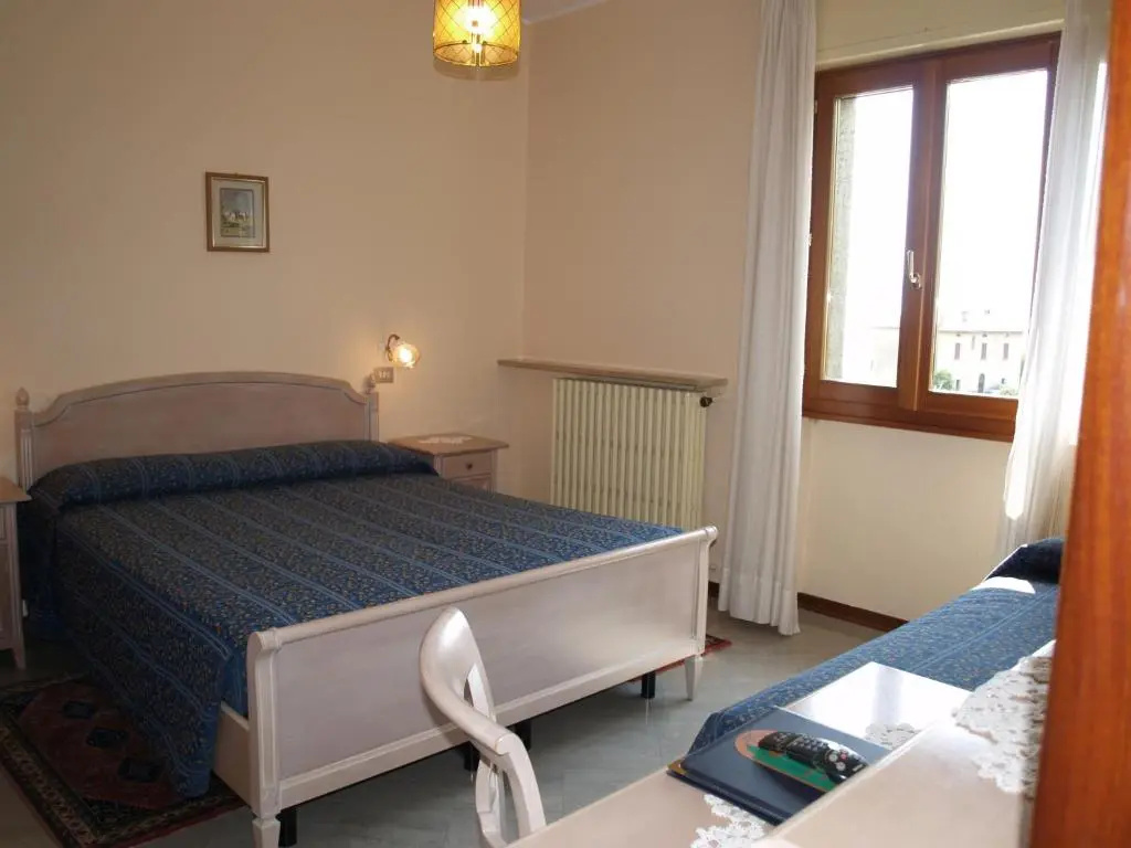 Hotel Ristorante Sole - Chambres