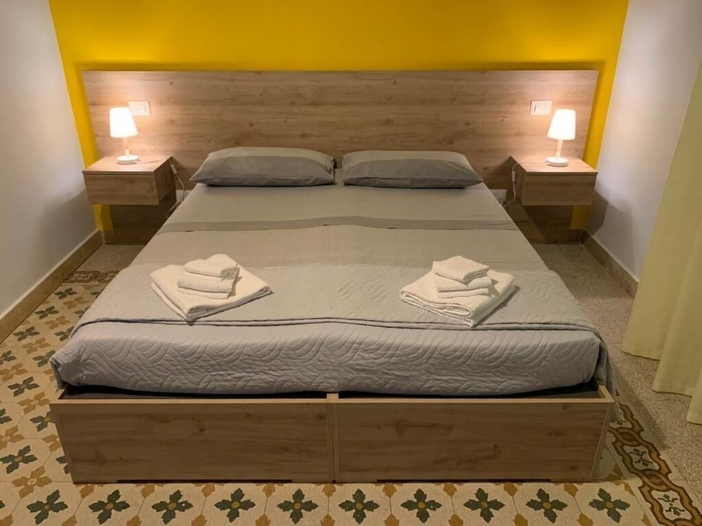 Erythrà b&b — 3