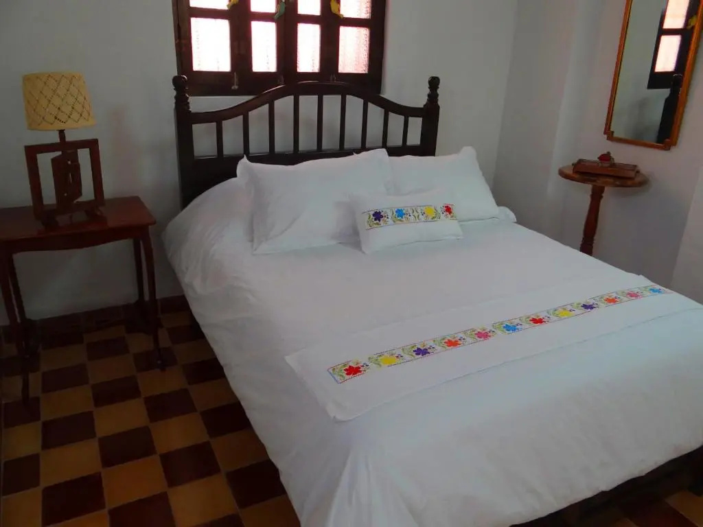 Deluxe Double room (full double bed)
