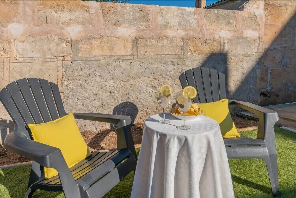 Balcony & Terrace