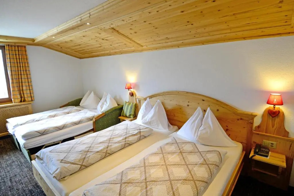 Hotel Restaurant Alpina - Chambres