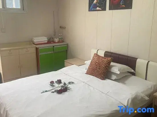 Economy Studio