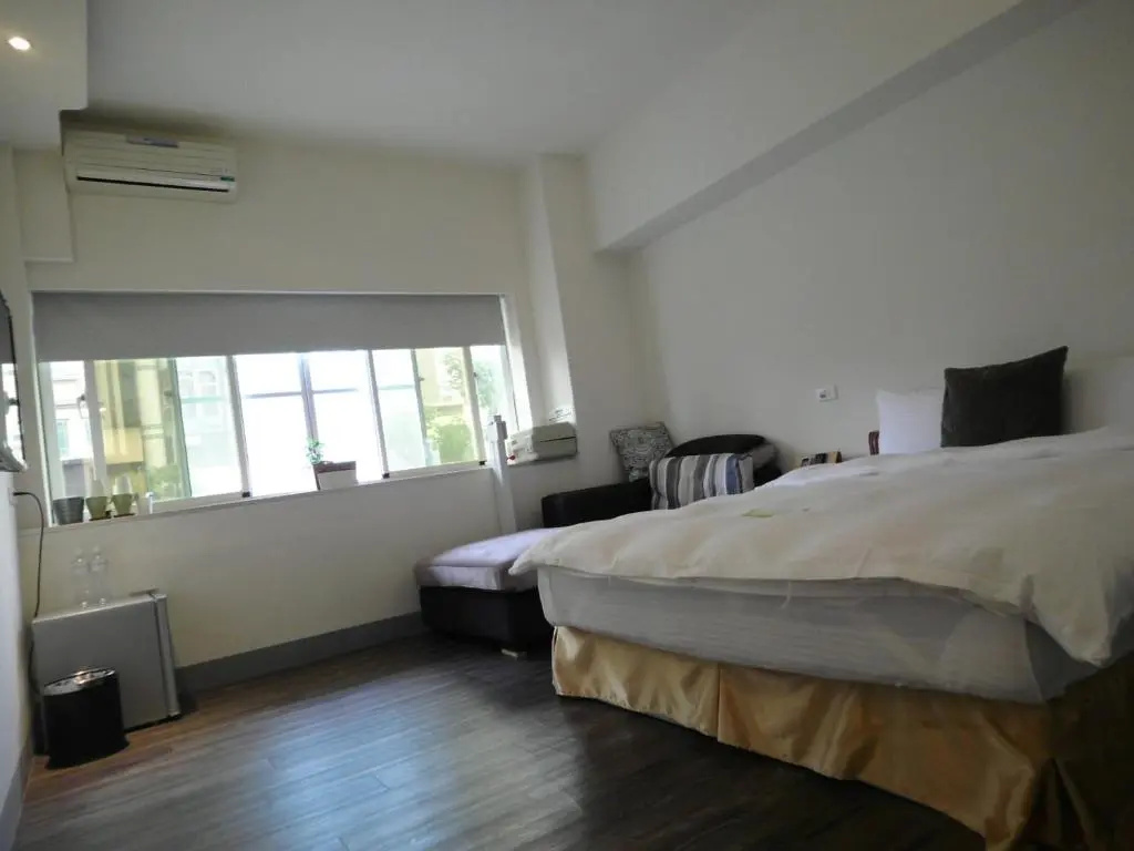 Superior Double room (full double bed)