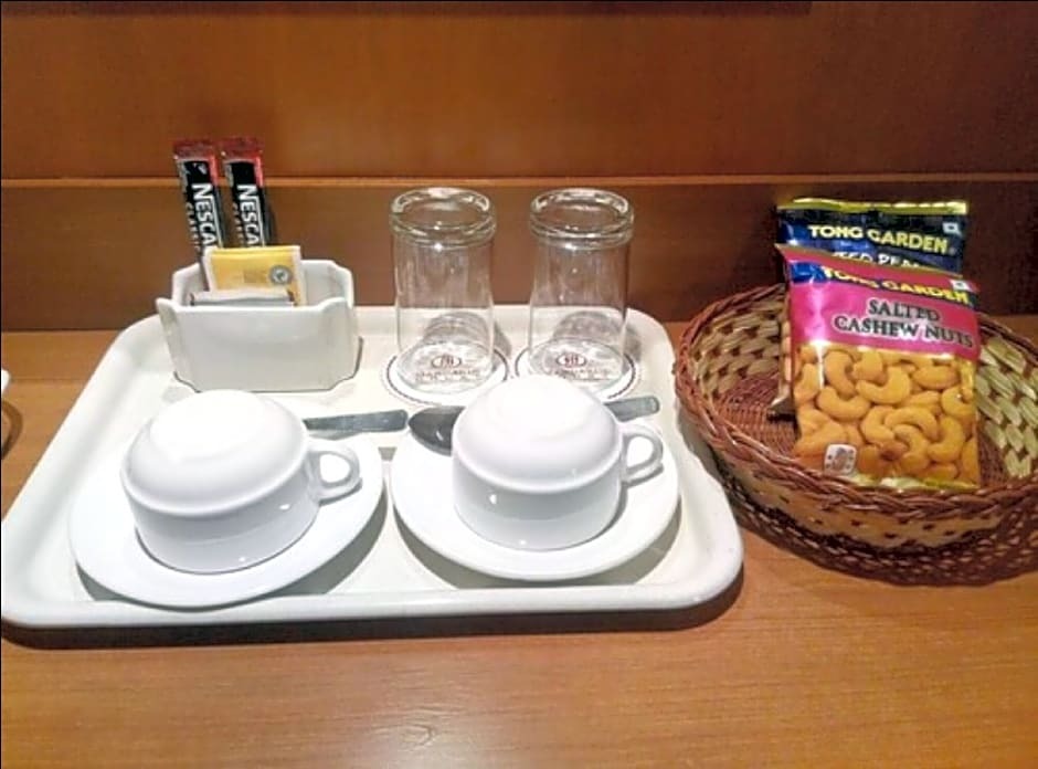 Mandarin Court Hotel