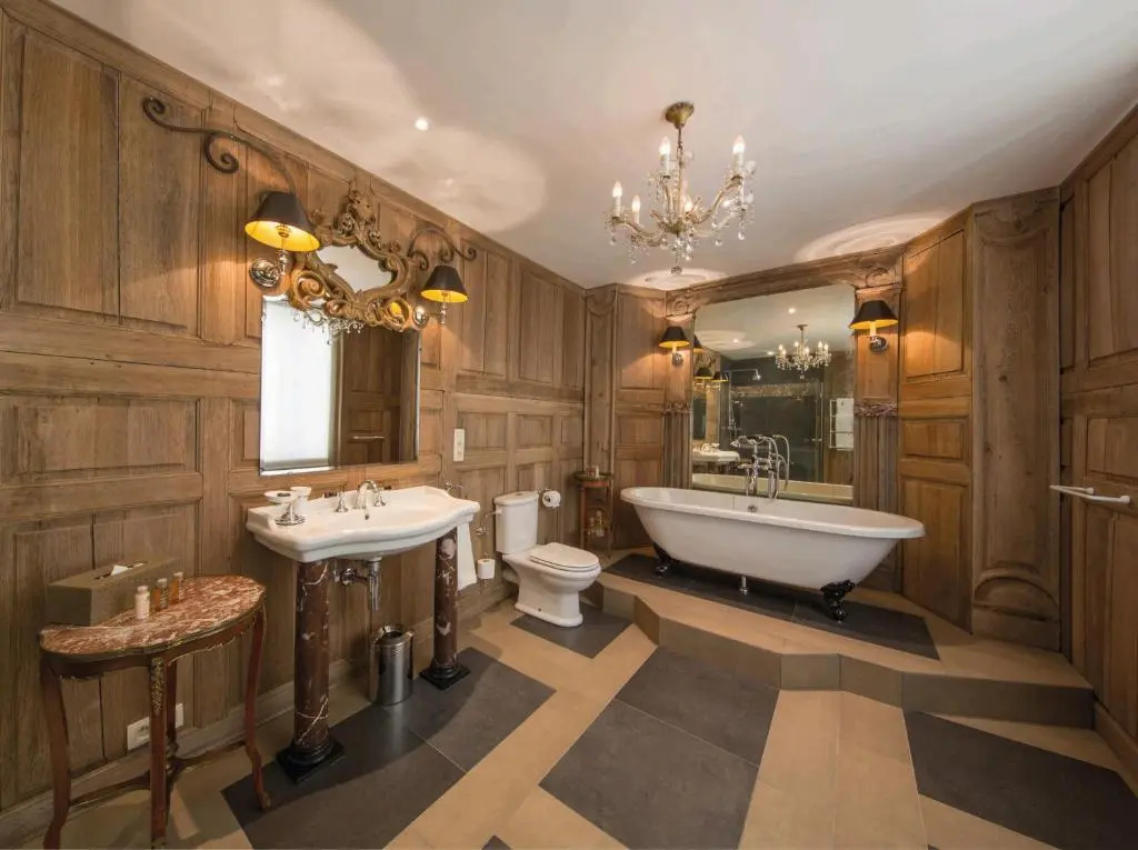 Superior Suite