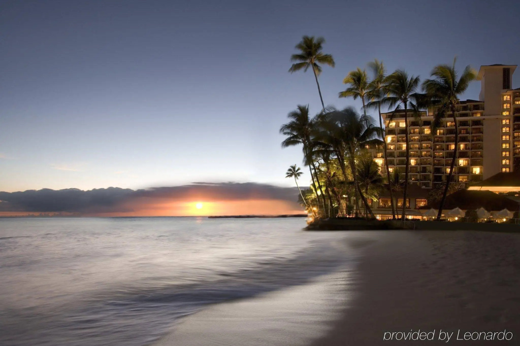 Beach & Waterfront