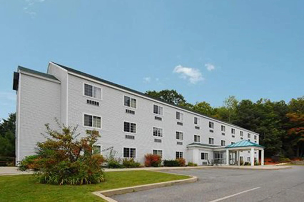 Holiday Inn Express & Suites Pittsfield-lenox-berkshires By Ihg