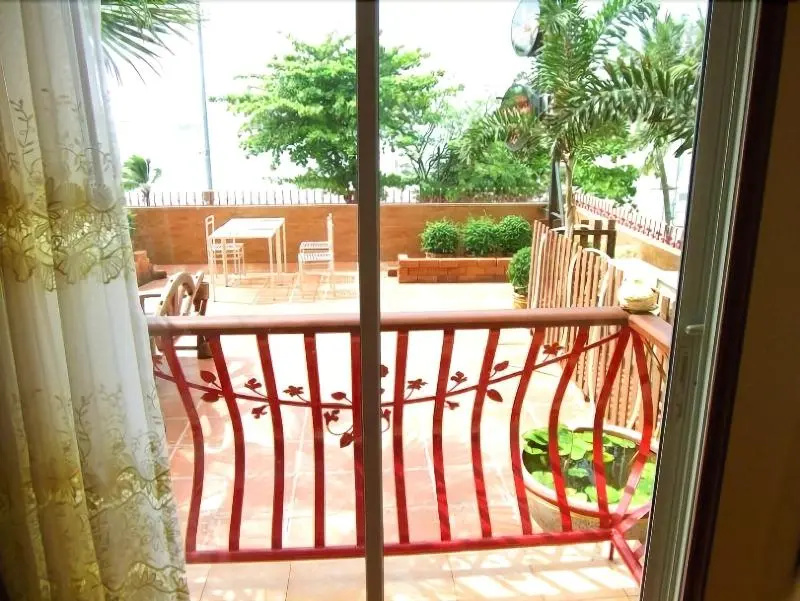 Balcony & Terrace