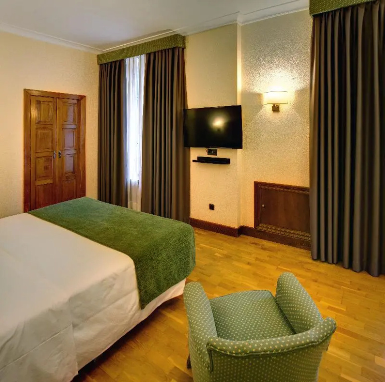 Hotel Hernan Cortes - Chambres