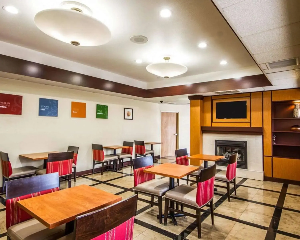 Comfort Inn & Suites Oakland - Général