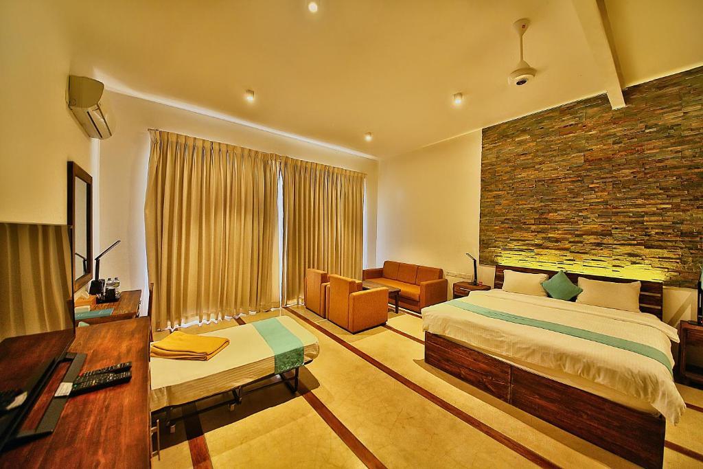 R Degree Hotel
