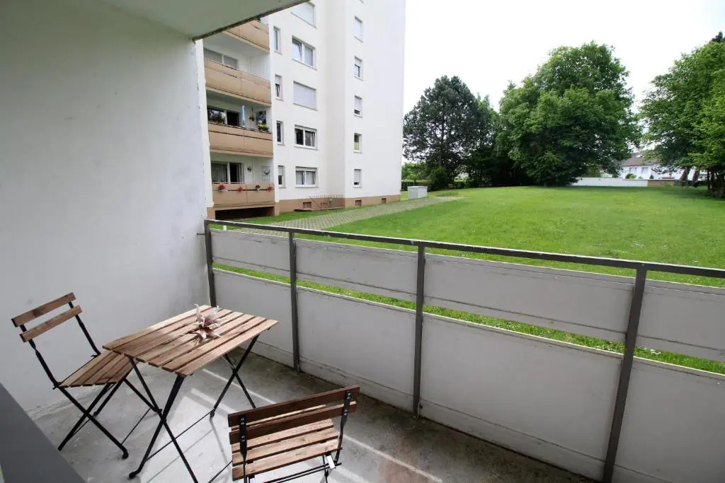 Apartment with balcony