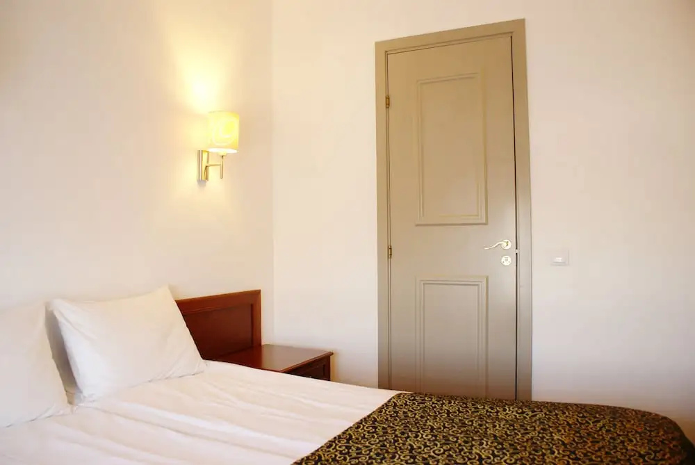 Economy Double room (full double bed)