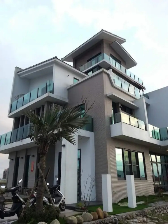 Chance Villa