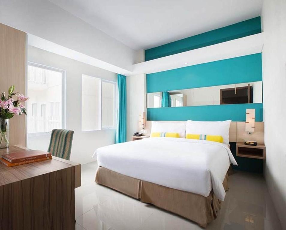 Swiss-Belcourt Bogor Room Type - Superior Double room (full double bed)