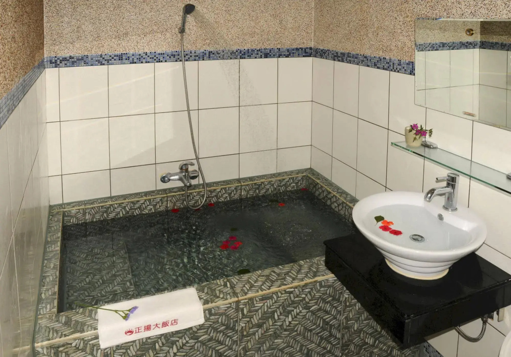 Jenq Yang Hotspring Hotel - Général