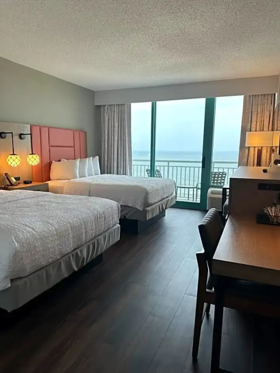 Hampton Inn Virginia Beach-Oceanfront South - Chambres
