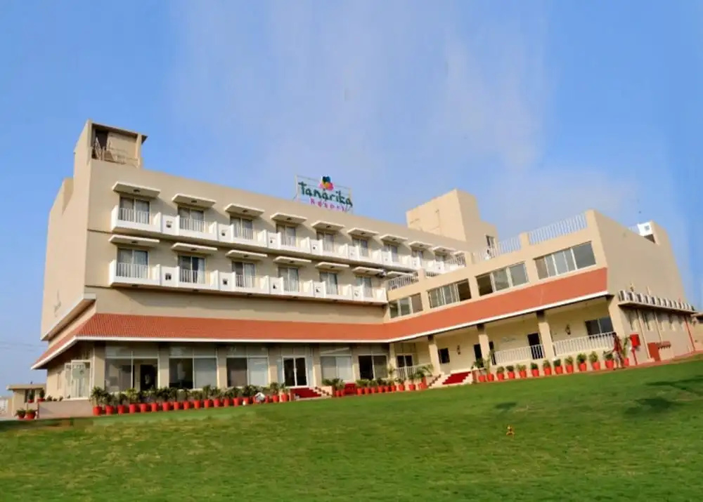 Tanarika Resort