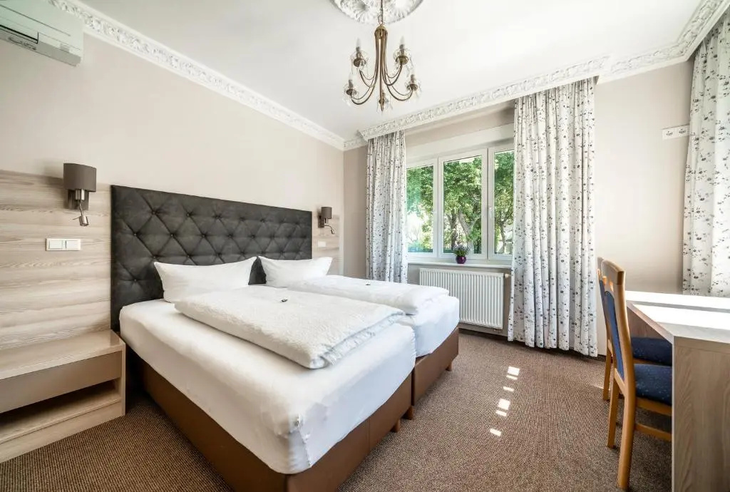 Standard Double room (full double bed)