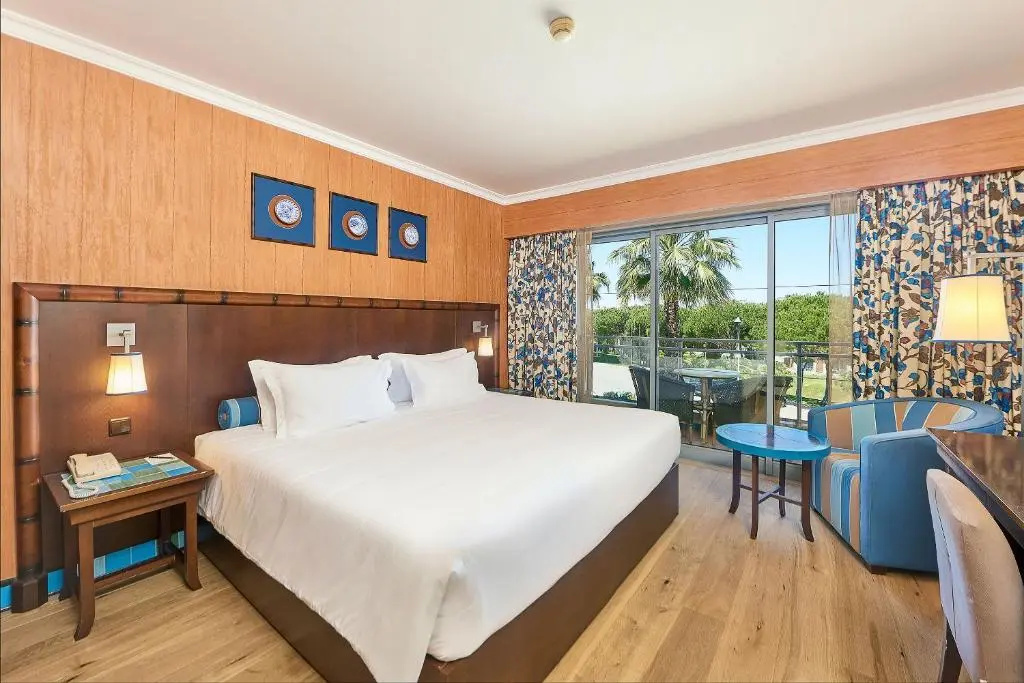 Grande Real Santa Eulalia Resort - Chambres