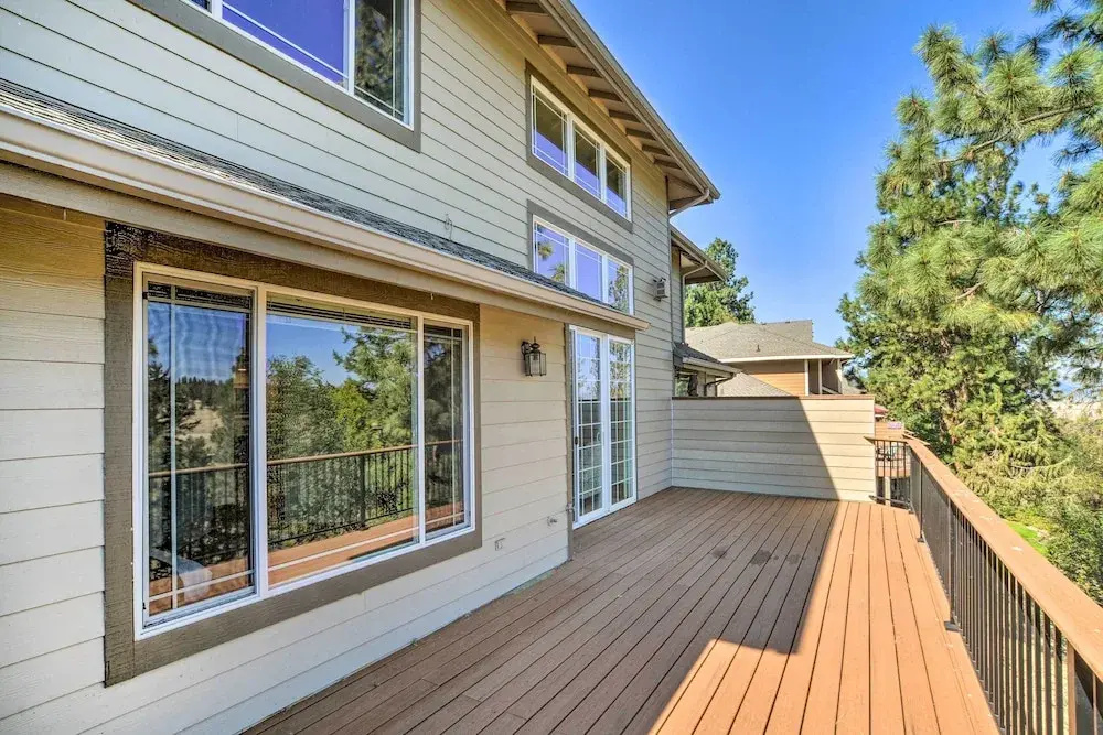 Bright Klamath Falls Townhome w/ Resort Perks - фото 6