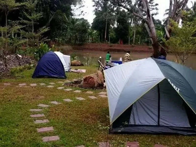 Dong Din Dang Fishing Resort