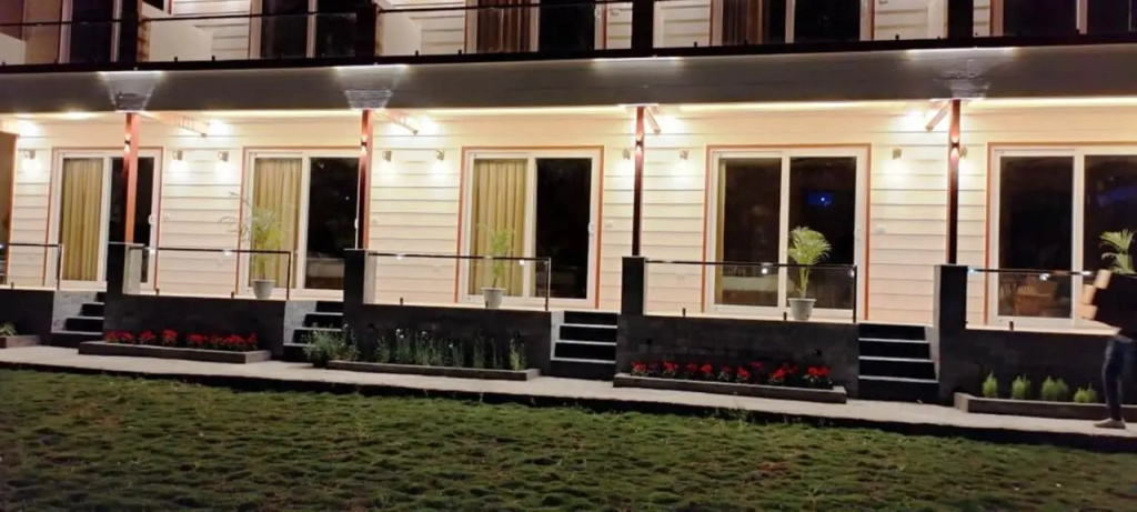 Qcent Woods Spa & Resort