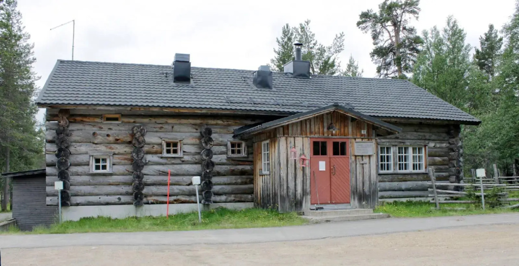 Kuukkeli Apartments Hirvas