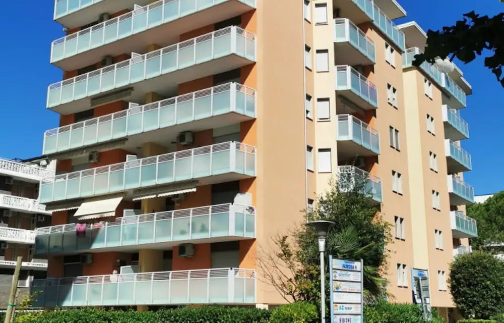 Bright Flat Just Steps From Bibione Beach
