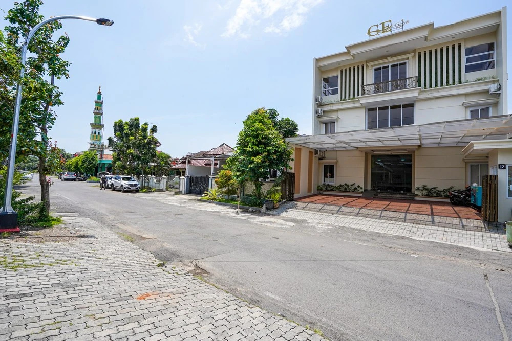 Urbanview Griya Esti Siliwangi Semarang