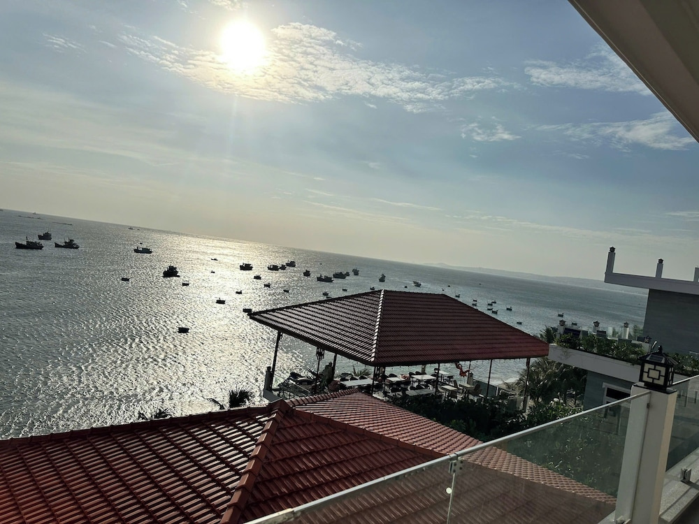 BayView Resort & VIllas