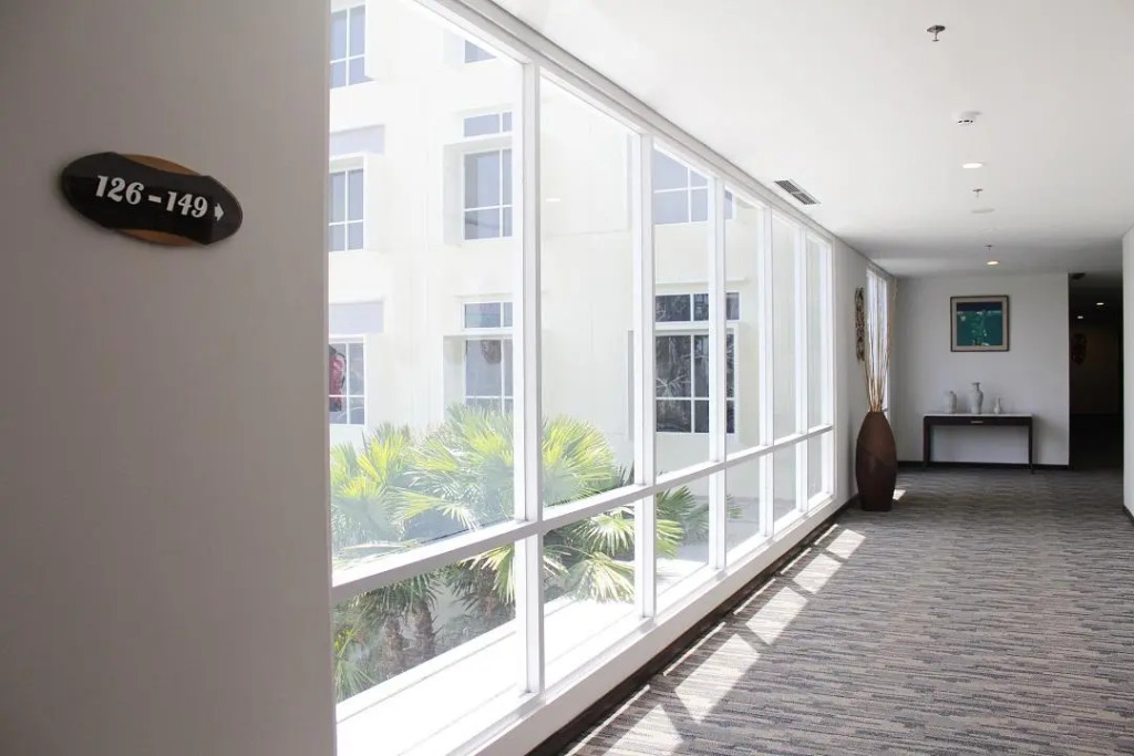 Rattan Inn Hotel - фото 25