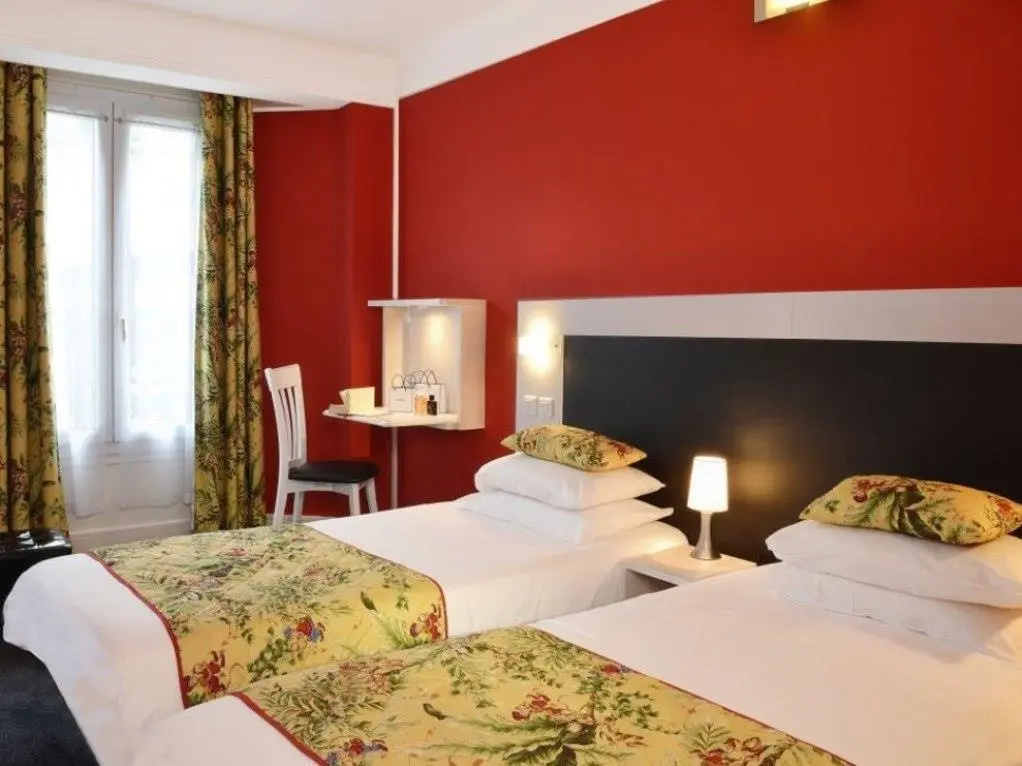 Standard Double room (twin beds)