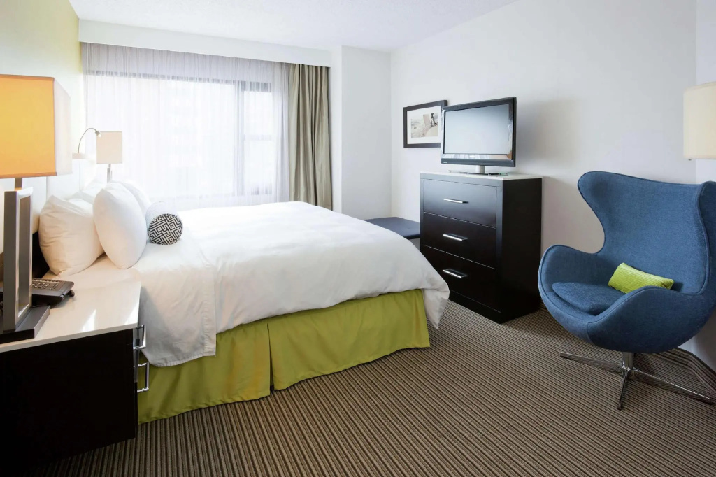 1 Bedroom Double Suite (full double bed)
