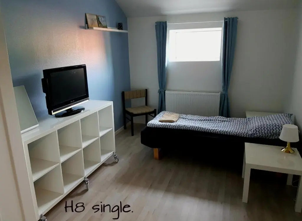 Economy room