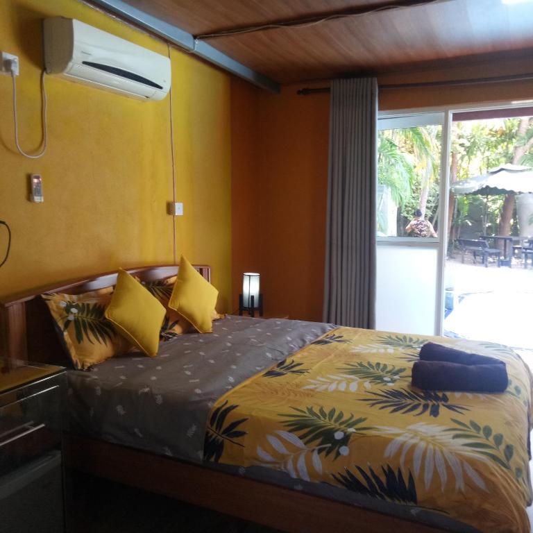 Palms Villa