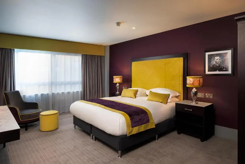 Standard Double Club room (full double bed)