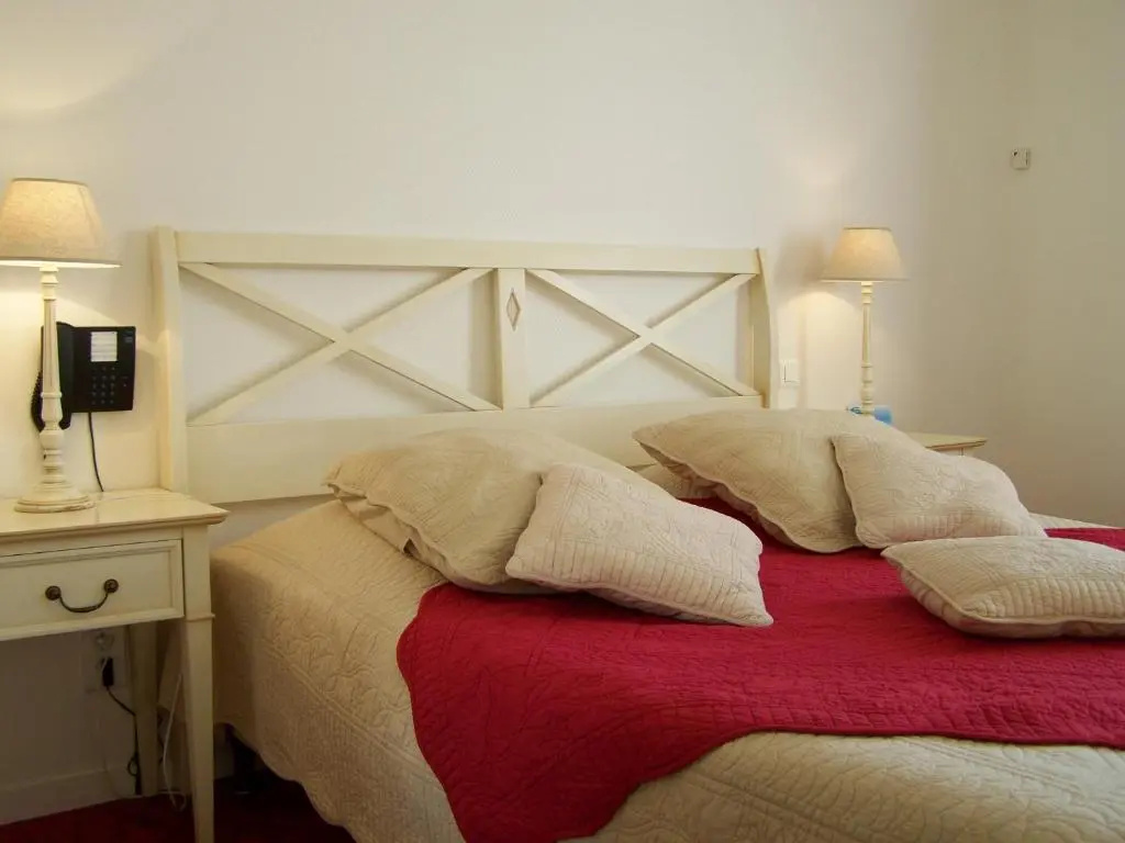 Brit Hotel Du Perche - Chambres