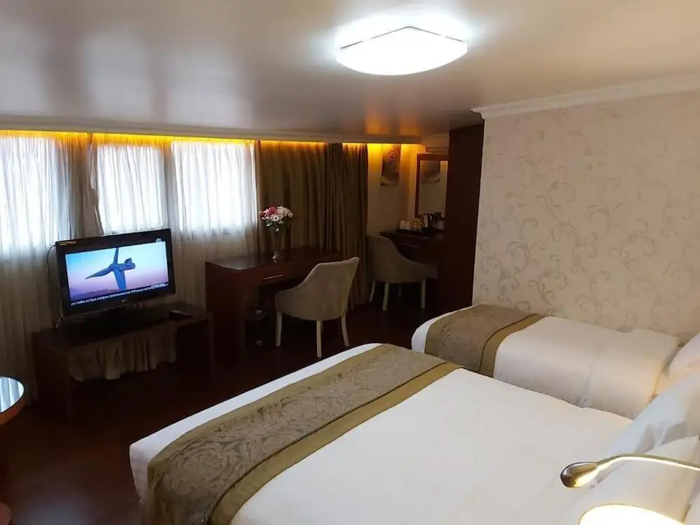 Hotel photo 5