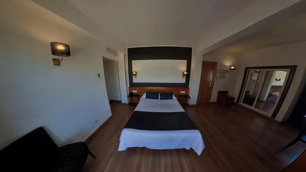 Ohtels Gran Hotel Almería - Chambres
