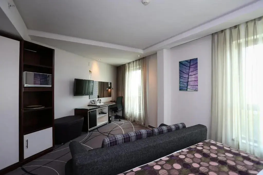 Double Studio (full double bed)