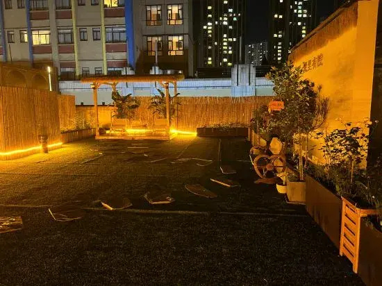 City Courtyard inn