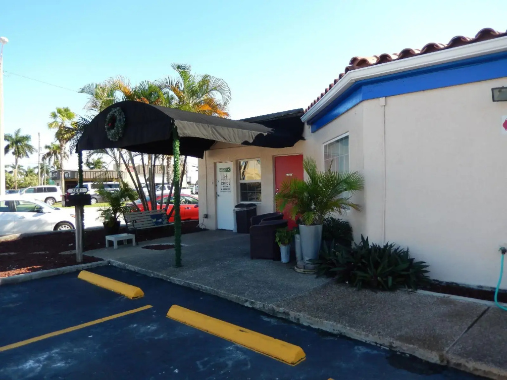 Haven Hotel - Fort Lauderdale Airport