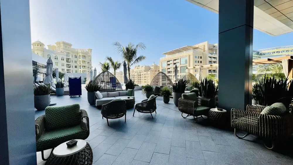LUX Iconic Views at The Palm Tower 6